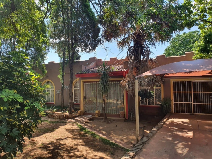 4 Bedroom Property for Sale in Protea Park North West